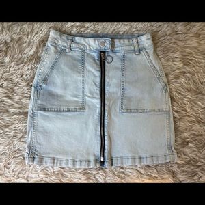 2 FOR $25 Arizona Jean Skirt With Zipper Detail Size 3